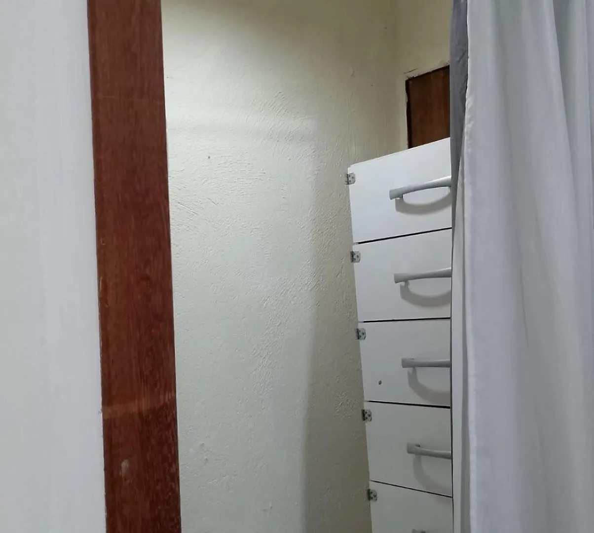 Tiwa Hostel 24H Порту-Сегуру