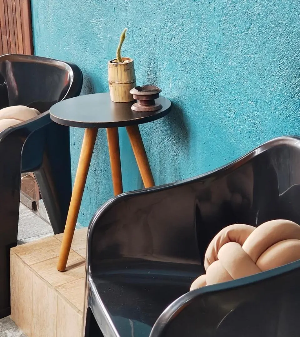 Tiwa Hostel 24H Порту-Сегуру